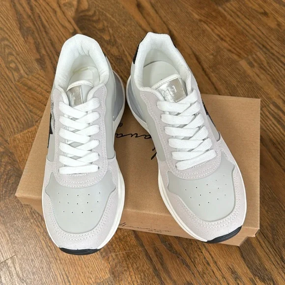 Vintage Havana Women’s Run Fashion Sneakers White Grey Silver - Picture 5 of 6